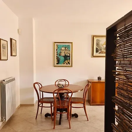 Casa Fedora